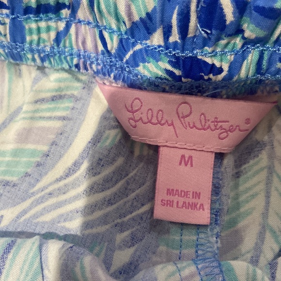 Lilly Pulitzer, pink and blue shorts - Picture 4 of 4
